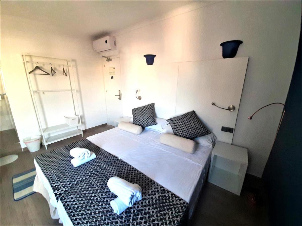 Modern Hostal Cala Ratjada  Exterior foto